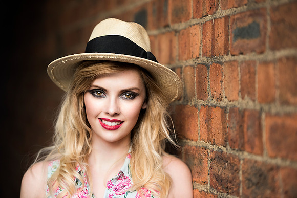 Portrait Family Photographer Cleckheaton West Yorkshire Natural Fun